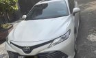 Toyota Camry   2.5Q 2019 - Cần bán Toyota Camry 2.5Q đời 2019, màu trắng, nhập khẩu còn mới