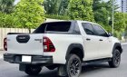 Toyota Hilux   2.8L 4x4 AT 2020 - Bán Toyota Hilux 2.8L 4x4 AT đời 2020, màu trắng, xe nhập xe gia đình