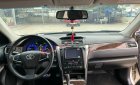 Toyota Camry   2.5Q  2016 - Bán Toyota Camry 2.5Q sản xuất năm 2016, màu vàng  