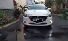 Mazda 2 2016 - Bán ô tô Mazda 2 sản xuất năm 2016, màu trắng xe gia đình, giá chỉ 385 triệu