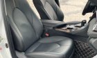 Toyota Camry  2.5Q 2020 - Cần bán xe Toyota Camry 2.5Q năm sản xuất 2020, màu trắng, nhập khẩu