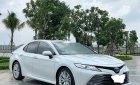 Toyota Camry  2.5Q 2020 - Cần bán xe Toyota Camry 2.5Q năm sản xuất 2020, màu trắng, nhập khẩu