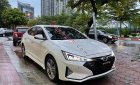 Hyundai Elantra   1.6Turbo  2021 - Bán Hyundai Elantra 1.6Turbo sản xuất năm 2021, màu trắng