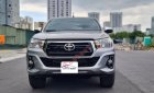 Toyota Hilux 2019 - Bán xe Toyota Hilux năm 2019, màu bạc, nhập khẩu nguyên chiếc còn mới