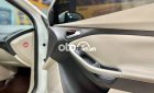 Ford Focus 2016 - Bán Ford Focus sản xuất 2016, màu trắng, giá chỉ 565 triệu