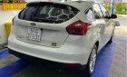 Ford Focus    2017 - Cần bán lại xe Ford Focus sản xuất năm 2017, màu trắng  