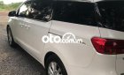 Kia Sedona   2.2 DATH  2018 - Bán xe Kia Sedona 2.2 DATH sản xuất năm 2018, màu trắng xe gia đình