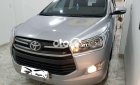 Toyota Innova      2018 - Bán Toyota Innova năm sản xuất 2018, màu bạc xe gia đình, giá chỉ 575 triệu