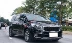 Kia Sedona   2.2L DATH  2018 - Bán ô tô Kia Sedona 2.2L DATH sản xuất năm 2018, màu đen giá cạnh tranh