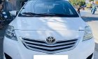 Toyota Vios   1.5E  2013 - Bán xe Toyota Vios 1.5E sản xuất 2013, màu trắng còn mới, giá tốt