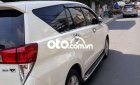 Toyota Innova 2017 - Bán Toyota Innova đời 2017, màu trắng xe gia đình, 650tr