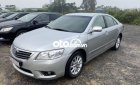 Toyota Camry 2012 - Cần bán lại xe Toyota Camry sản xuất năm 2012, màu bạc  