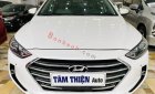 Hyundai Elantra   2.0AT  2017 - Bán Hyundai Elantra 2.0AT sản xuất năm 2017, màu trắng xe gia đình, giá chỉ 545 triệu