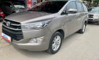 Toyota Innova   2.0E 2018 - Bán Toyota Innova 2.0E năm sản xuất 2018, màu nâu
