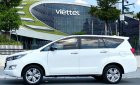 Toyota Innova   2.0 V  2017 - Bán Toyota Innova 2.0 V sản xuất 2017, màu trắng còn mới