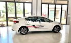 Kia Cerato 2018 - Xe Kia Cerato sản xuất năm 2018, màu trắng còn mới giá cạnh tranh