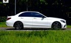 Mercedes-Benz C300   2019 - Cần bán lại xe Mercedes năm sản xuất 2019, màu trắng còn mới