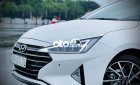 Hyundai Elantra 2019 - Bán xe Hyundai Elantra năm sản xuất 2019, màu trắng 