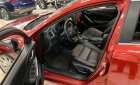 Mazda 6   2.0 AT  2016 - Cần bán gấp Mazda 6 2.0 AT đời 2016, màu đỏ còn mới