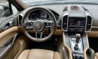 Porsche Cayenne 2016 - Cần bán xe màu nâu