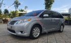 Toyota Sienna   Limited  2010 - Cần bán gấp Toyota Sienna Limited năm 2010, màu bạc, nhập khẩu như mới