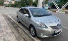 Toyota Vios   E 2011 - Cần bán Toyota Vios E 2011, màu bạc còn mới, giá 268tr