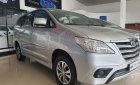 Toyota Innova   E 2016 - Bán Toyota Innova E đời 2016, màu bạc, 449tr