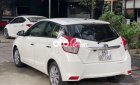 Toyota Yaris 2015 - Xe Toyota Yaris năm 2015, màu trắng, nhập khẩu còn mới  