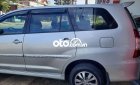 Toyota Innova 2016 - Cần bán lại xe Toyota Innova 2.0G AT năm 2016, màu bạc xe gia đình