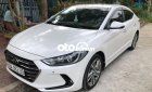 Hyundai Elantra   2.0AT 2019 - Bán Hyundai Elantra 2.0AT năm 2019, màu trắng còn mới