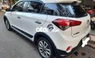 Hyundai i20 2015 - Cần bán Hyundai i20 Active đời 2015, màu trắng, nhập khẩu xe gia đình, 410tr