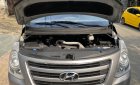 Hyundai Starex 2017 - Bán Hyundai Grand Starex sản xuất 2017, màu bạc, 620tr