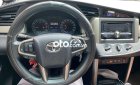 Toyota Innova 2.0E 2019 - Cần bán gấp Toyota Innova 2.0E năm sản xuất 2019, màu xám