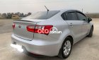 Kia Rio 2017 - Cần bán gấp Kia Rio AT sản xuất năm 2017, màu bạc, nhập khẩu nguyên chiếc, giá tốt