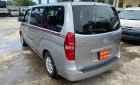 Hyundai Starex 2015 - Cần bán lại xe Hyundai Starex sản xuất 2015, màu bạc