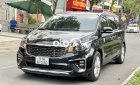 Kia VT250 Luxury 2020 - Bán xe Kia Sedona Luxury sản xuất năm 2020, màu đen số tự động