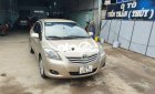 Toyota Vios   Limo 2010 - Cần bán gấp Toyota Vios Limo năm 2010 chính chủ, giá tốt