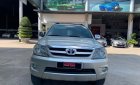 Toyota Fortuner 2.7V 4x4 2008 - Bán Toyota Fortuner 2.7V 4x4 sản xuất năm 2008, màu bạc, nhập khẩu nguyên chiếc xe gia đình