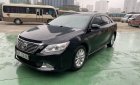 Toyota Camry 2.0E 2013 - Bán Toyota Camry 2.0E năm sản xuất 2013, màu đen, xe gia đình sử dụng rất cẩn thận giữ gìn, bảo dưỡng định kỳ đầy đủ tại hãng