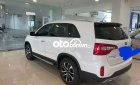 Kia Sorento AT 2020 - Bán ô tô Kia Sorento sản xuất 2020, màu trắng xe gia đình
