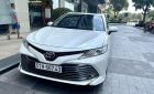 Toyota Camry 2.5Q 2020 - Bán ô tô Toyota Camry 2.5Q sản xuất năm 2020, màu trắng, nhập khẩu nguyên chiếc