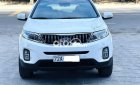 Kia Sorento 2.2 Premiumd AT 2019 - Cần bán xe Kia Sorento 2.2 Premiumd AT sản xuất 2019, màu trắng số tự động, xe tư nhân, một chủ từ mới