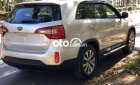 Kia Sorento AT 2015 - Cần bán gấp Kia Sorento AT năm 2015, màu bạc 