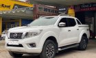 Nissan Navara VL 2.5 L 4x4 AT 2017 - Cần bán lại xe Nissan Navara VL 2.5 L 4x4 AT sản xuất 2017, màu trắng