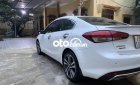 Kia Cerato  1.6AT 2018 - Bán Kia Cerato 1.6AT sản xuất 2018, màu trắng số tự động, giá chỉ 505 triệu