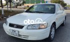 Toyota Camry   GLi  2001 - Cần bán xe Toyota Camry GLi sản xuất năm 2001, màu trắng  