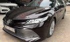 Toyota Camry 2019 - Cần bán gấp Toyota Camry 2.5Q sản xuất 2019, màu đen, nhập khẩu nguyên chiếc
