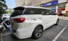 Kia Sedona 2018 - Bán Kia Sedona năm 2018, màu trắng