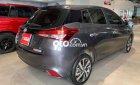 Toyota Yaris 2018 - Cần bán lại xe Toyota Yaris sản xuất năm 2018, màu xám, xe nhập 