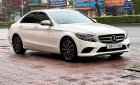 Mercedes-Benz C200 2018 - Bán Mercedes C200 năm sản xuất 2018, màu trắng còn mới